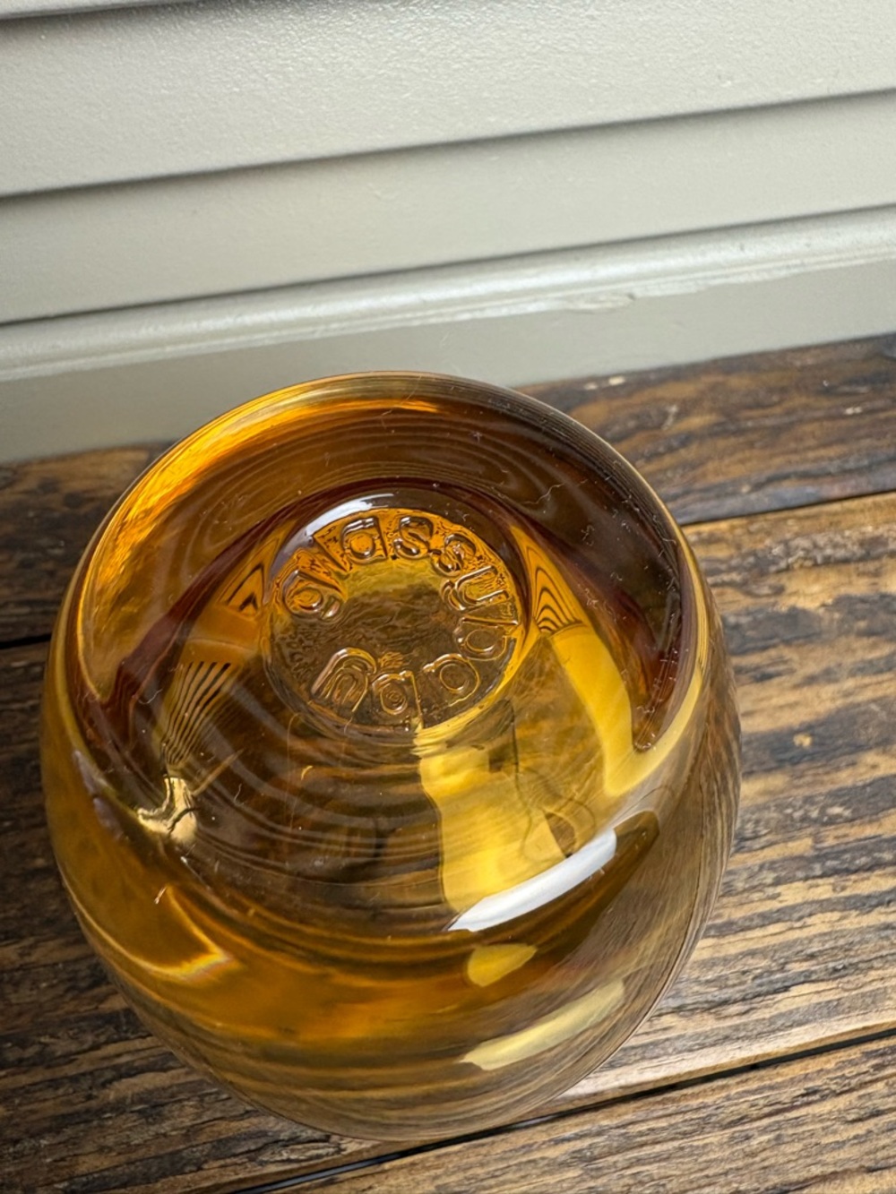 Glassy Baby Amber whiskey - Picture 5 of 6